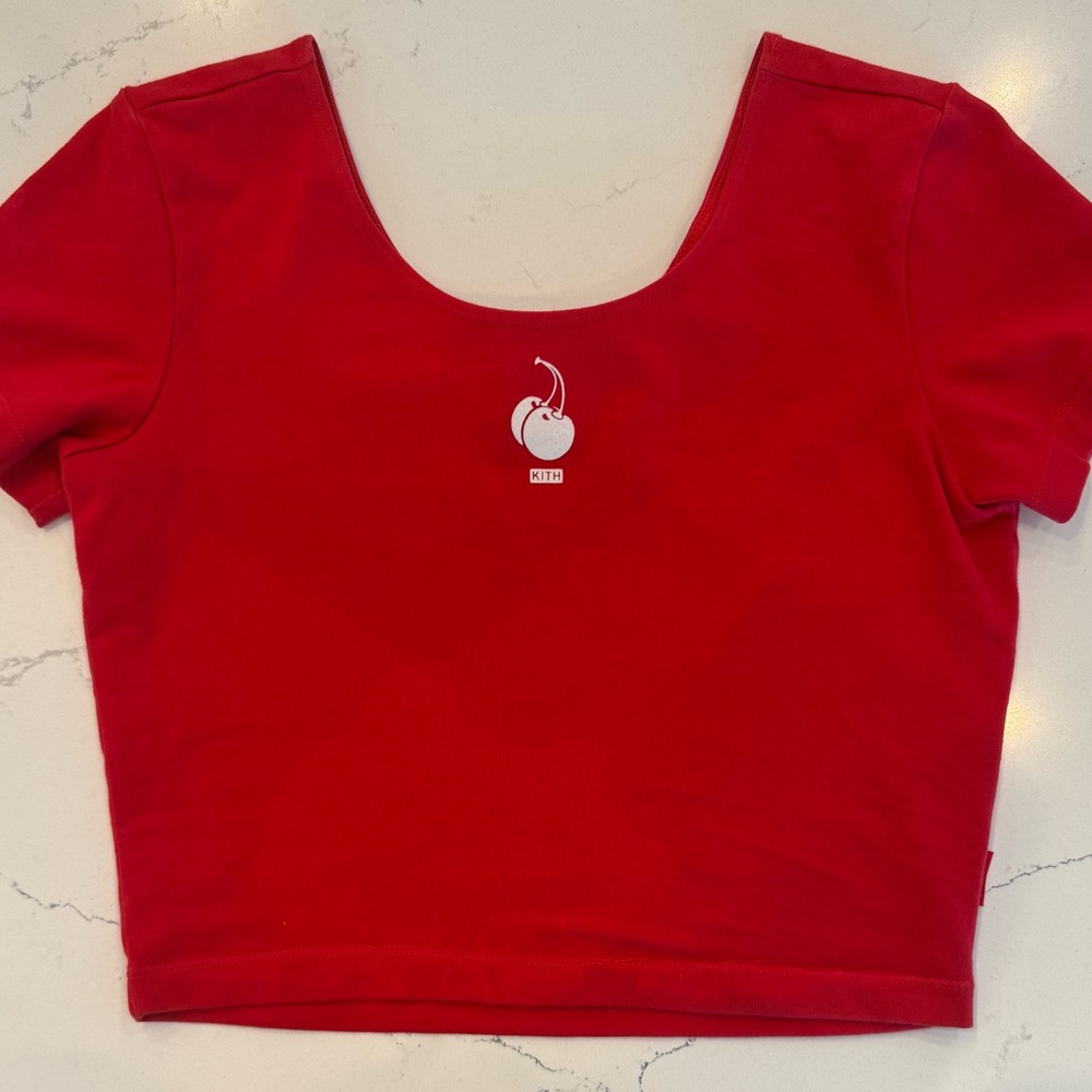 Kith x Coca Cola Red Fitted Crop T-Shirt with Short Sleeves